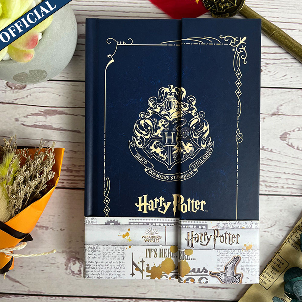 Genuine Harry Potter Magic Aut - Art Book Illustration recension och pris