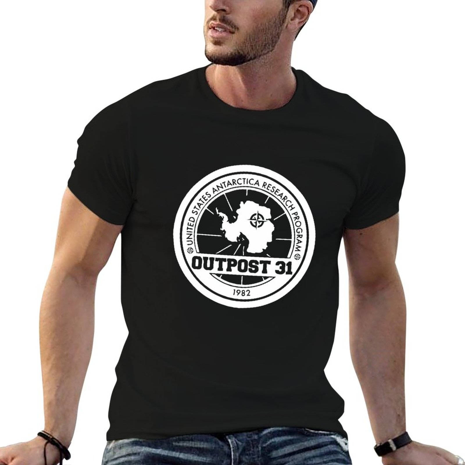 Outpost 31 Logo MERCHANDISE T- - Anime Merchandise For Men recension och pris